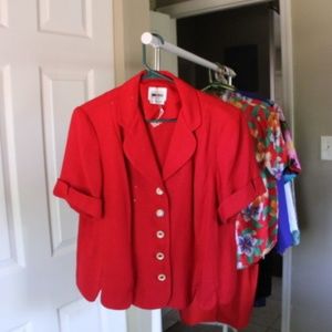 Vintage Leslie Fay Scalloped Bottom Red Blazer - image 1